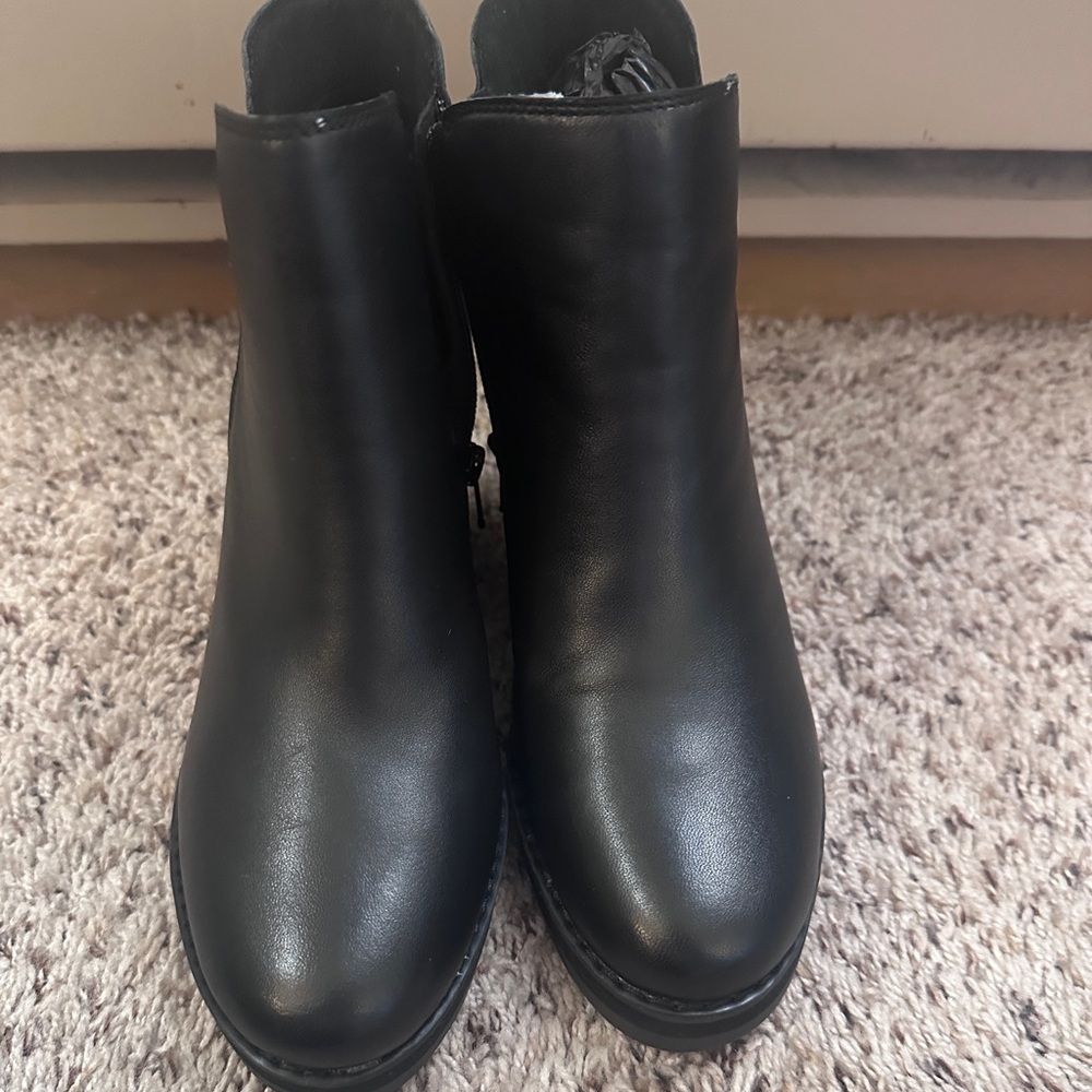 Easy Spirit Jayda Wedge Bootie